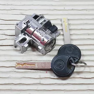 Trelock Schließzylinder Bosch Gen2 2014 Rahmenakku mit 2 Stück Schlüssel - Bild 1 von 4