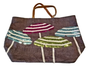 Mud Pie - Gray Jute Beach Bag with Sequin Beach Umbrella Design - Picture 1 of 5