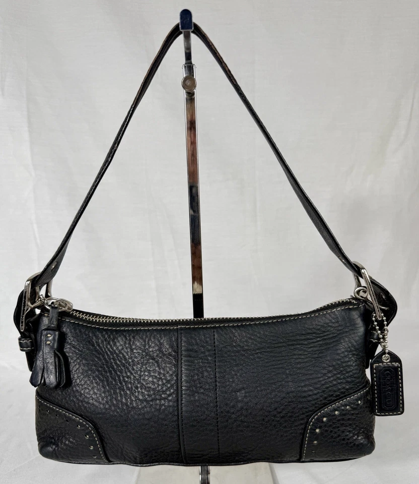 😎😎😎VINTAGE COACH BLACK East West Hampton Mini Baguette LTR Shoulder Bag #5052 - Image 1 of 4