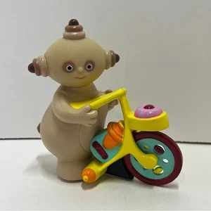 2007 In The Night Garden 5" Makkaa Pakka Figure Og Pog Roll Along Bike Toy Doll - Picture 1 of 10