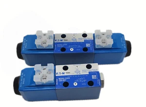 EATON Vickers DG4V-3-2A-M-U-H7-60 529762 Directional Spool Valves NEW - Picture 1 of 2