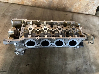 MERCEDES BENZ C63 CLS63 SL63 E63 AMG LADO DERECHO 6.2 V8 CULATA MOTOR Foto 1 de 4