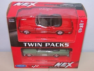 Welly 1/43 NEX Twin Pack 1953 Buick Skylark & 1953 Packard Caribbean Diecast Car - Picture 1 of 4