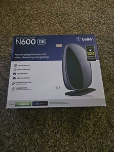 Belkin N600 300 Mbps Gigabit Wireless dual-band Router - Picture 1 of 3