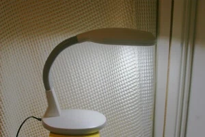 Lifemax Lámpara Tubo Fluorescente Cuello Ganso - Imagen 1 de 8