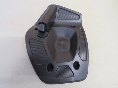 Chevrolet Corvette 2020-2022 soporte de suelo trasero derecho OEM 3545 Foto 1 de 4