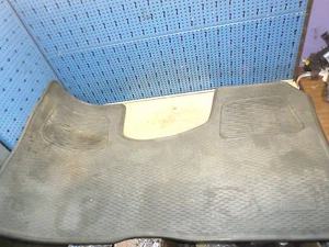 7711222550 Gummimatte Renault Trafic II 2.0 dCi - Bild 1 von 1