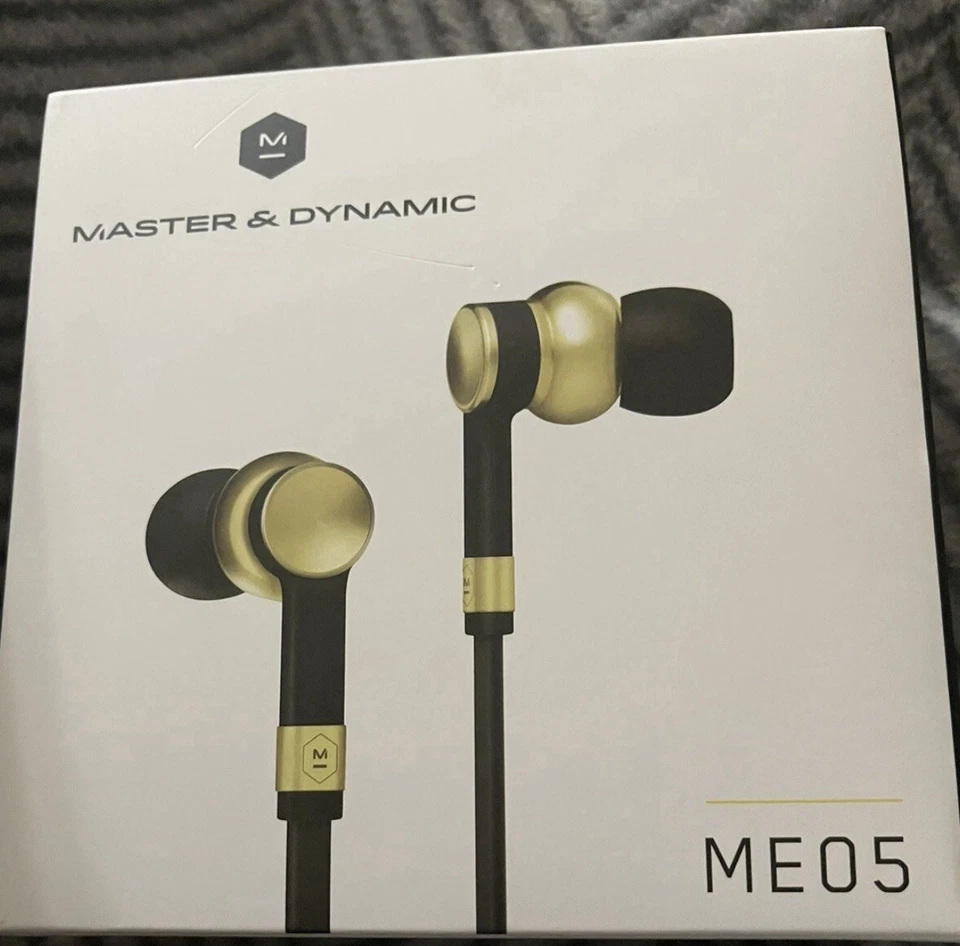 MASTER &DAYNAMIC ME05 INEAR WIRED HEADPHONES BRASS BRAND New With TAG - Image 1 of 4