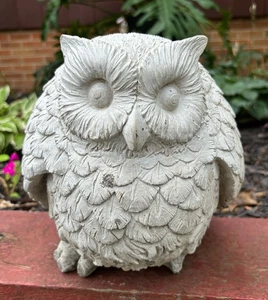Vintage Weathered Concrete Garden Owl Statue Fat Chunky Bird Rare Cement 26lbs - Picture 1 of 12