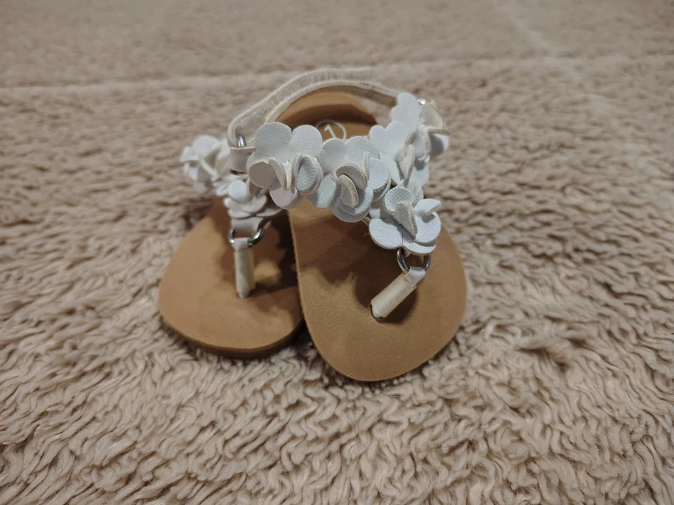 Recién Nacido Bebé Niña Blanco Floral Sandalias Cierre Gancho y Lazo Talla 1 Foto 1 de 4
