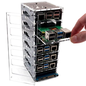 Custodia cluster C4Labs Bramble per Raspberry Pi5, 4B, 3B e 2,5" unità di memoria a stato solido (4 o 6 stack) - Foto 1 di 28