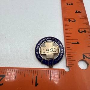 1921 Springfield (MA) Hospital Nurse Training School 10K Gold Grad  Pin Engraved - Picture 1 of 3