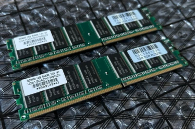 Hynix DDR400 PC3200 2GB (2x1GB) CL3 DDR 2.5V RAM - Image 1 of 4