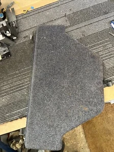 RANGE ROVER L322 OFF SIDE REAR BOOT CARPET TRIM 51.47-7 001 852 - Picture 1 of 7