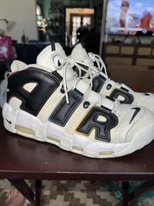 Nike Schuhe - 2022 Air More Uptempo 96 Trading Card - Gr. 11 Herren - Primärfarben - Bild 1 von 14