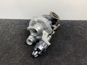 Turbocompresor BMW 7 750i G11 G12 X5 N63B44C 8600290 ¡solo 9 km! - Imagen 1 de 3