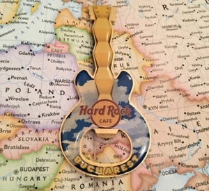BUCHAREST ROMANIA🇷🇴GUITAR METAL MAGNET🎸HRC🎸Hard Rock Cafe☑️BOTTLE OPENER HTF - Picture 1 of 2
