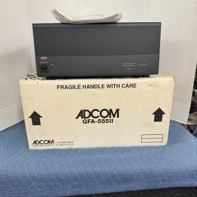 ADCOM GFA-555ii 2-CHANNEL STEREO POWER AMPLIFIER - 200 WPC - CLEANED - TESTED - Image 1 of 4