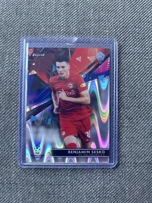 2021-22 Topps Finest Benjamin Sesko Ray Wave Refractor /199 RC Manchester United - Image 1 of 2