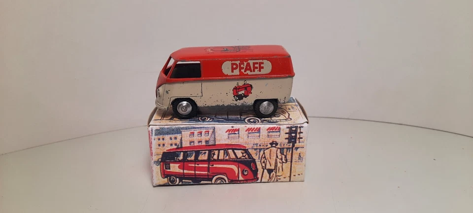 TEKNO из Дании VW Volkswagen Van Phaff красный серый бежевый 413 винтажный автомобиль 1/43 - Изображение 1 из 4