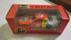 REVELL MONOGRAM #5 RICKY RUDD TIDE RACING CHEVROLET LUMINA 1993, 1:64 SCALE - Picture 1 of 5