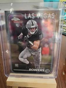 2024 Topps Chrome - Rookies Brock Bowers #207 (RC) - Picture 1 of 2