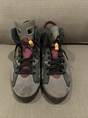 Talla 9.5 - Jordan 6 Burdeos Foto 1 de 4