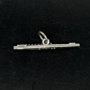 James Avery Charm/Anhänger nicht mehr hergestellt Sterlingsilber 3D Flöte - Bild 1 von 3