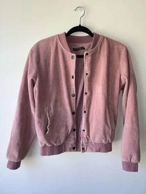 Jaqueta Brandy Melville Feminina Veludo Bombardeiro Rosa Algodão OS MUITO BOM ESTADO Mauve Hipster - Imagem 1 de 4