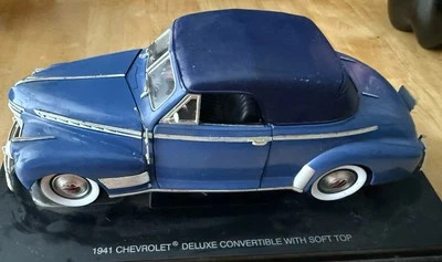 scale model of a 1941 Chevrolet Deluxe Convertible with a soft top - Image 1 of 4