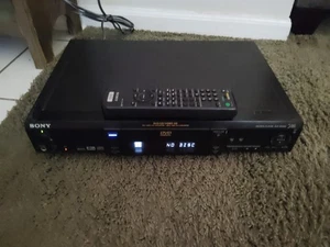 Sony CD/DVD Player DVP-S530D W Remote Control And Cords  Tested/Works - Picture 1 of 4