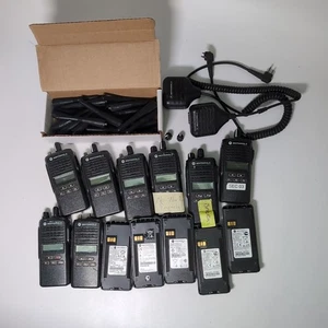 CP185 UHF RADIOS AND ACCESSORIES FOR PARTS OR REPAIR - Picture 1 of 4