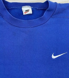 nike baby blue crew neck