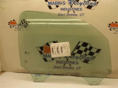 Passenger Right Front Door Glass Fits 06-11 HHR 173153 - Image 1 of 4