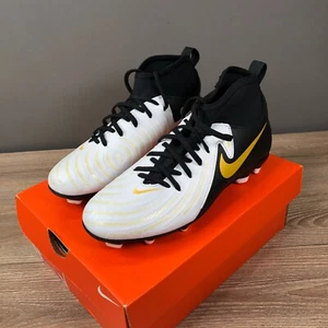 Nike Phantom Luna FG FJ2558-100 Soccer White Black Gold Coin Men's Size 5.5 - Picture 1 of 10