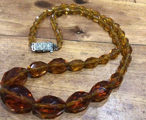 Vintage Art Deco Multi Faceted Toffee Amber Colour Glass Bead Necklace 61 Cm - Picture 1 of 4
