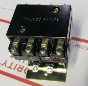 GOULD  CONTACTOR - CAT. # 2195-X1261 - 10 amp. 600V - 4 POLE 120V coil - Picture 1 of 5