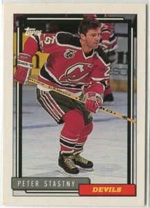 1992-93 Topps #469 Peter Stastny New Jersey Devils - Picture 1 of 2
