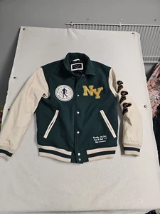 ABERCROMBIE & FITCH VARSITY BOMBER JACKE MANTEL GRÜN WEISS HERREN GR. S NEU - Bild 1 von 9