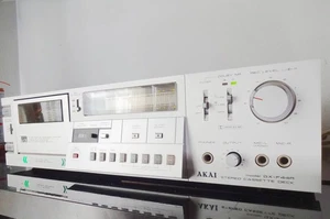 AKAI GX-F44R Plateado Probado Cassette Deck De Colección Raro 2 Cabezas Reverso Japón JP - Imagen 1 de 10