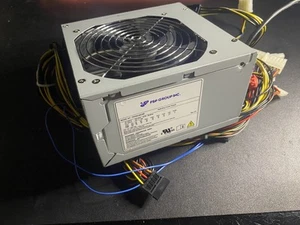 FSP FSP650-80UMP 650W Industrie Netzteil | 24V DC Eingang | 4x 12V Schienen - Bild 1 von 5