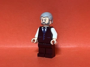 LEGO DC Super Heroes - Minifigura de Alfred Pennyworth del set 76183 - Sh0789 - Imagen 1 de 2
