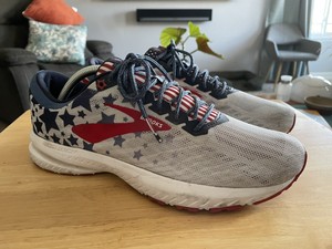 red white blue brooks