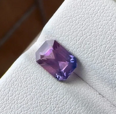 Certified 2.07ct Rare Pink Purple Bi Color Sapphire  | Natural Madagascar - Image 1 of 4
