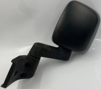 Черное оригинальное зеркало заднего вида со стороны водителя для Jeep Wrangler 2003-2006 годов выпуска D02B06043 - Изображение 1 из 4