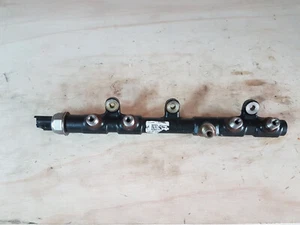 175217543R FUEL RAIL ASSY NISSAN YS23-DDT/DDTT FOR NISSAN TERRA RENAULT 2.3 LTR - Picture 1 of 6