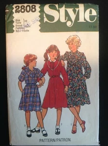 Pattern Style 2808 vintage girls’ dress, retro 70s Size 12 - Picture 1 of 2