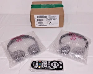 05091246AA Chrysler Dodge Jeep Rear Entertainment UCONNECT remote + 2 Headphones - Picture 1 of 6