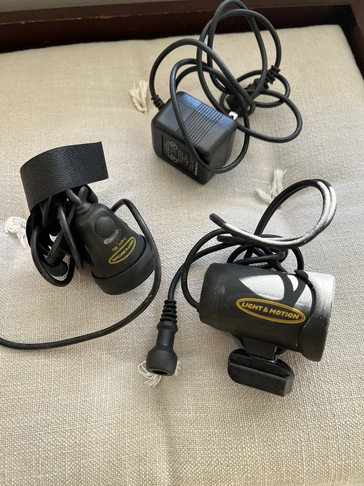 2x Light And Motion Lights And Charger Mountain Bike Lights - Image 1 of 1