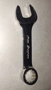 Snap On OXIM17B 17MM Stubby Midget Combination Wrench 12 Point - Foto 1 di 6